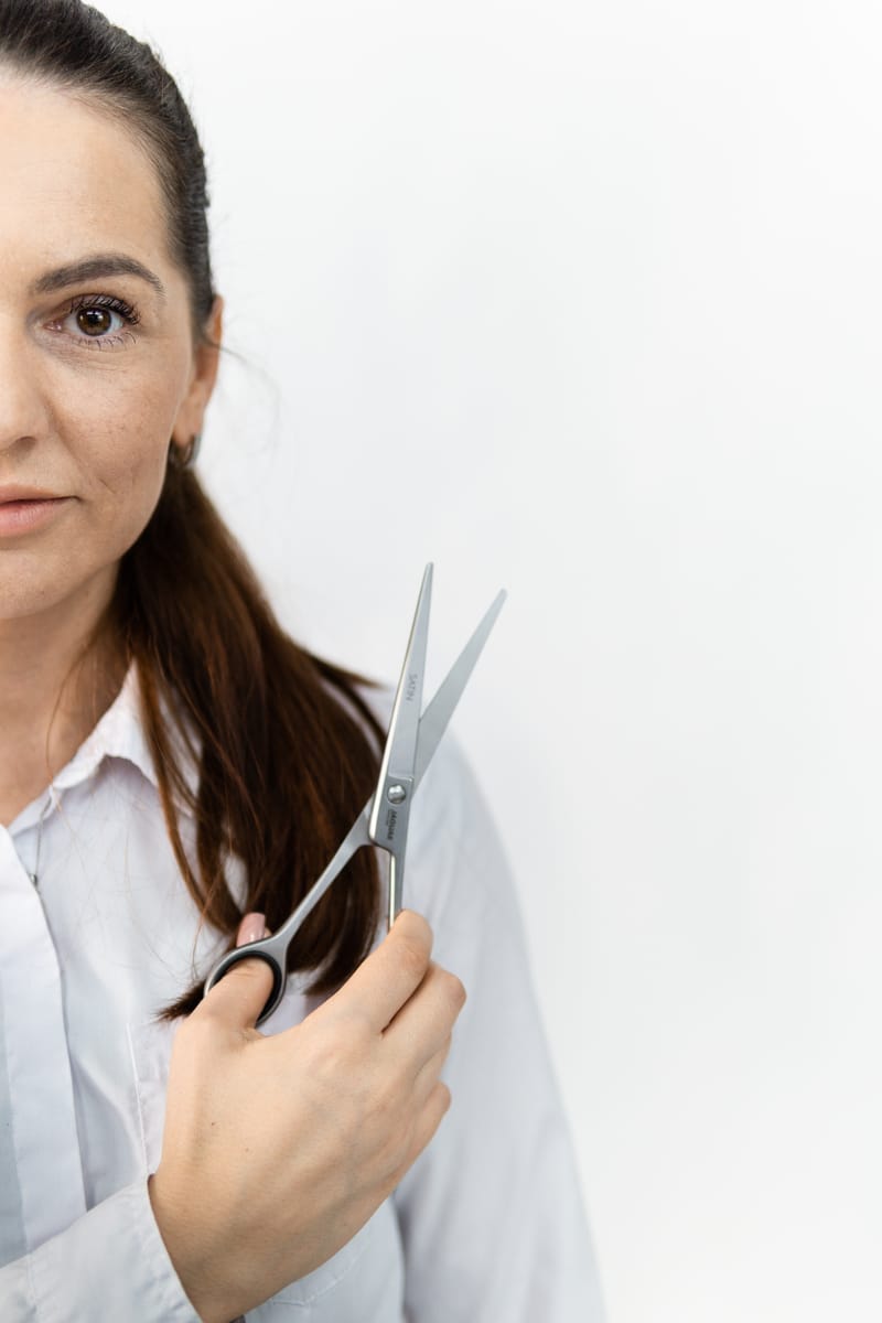 Fotografie corporate realizată cu profesionalism, pentru a evidenția echipa, brandul și momentele importante ale afacerii.