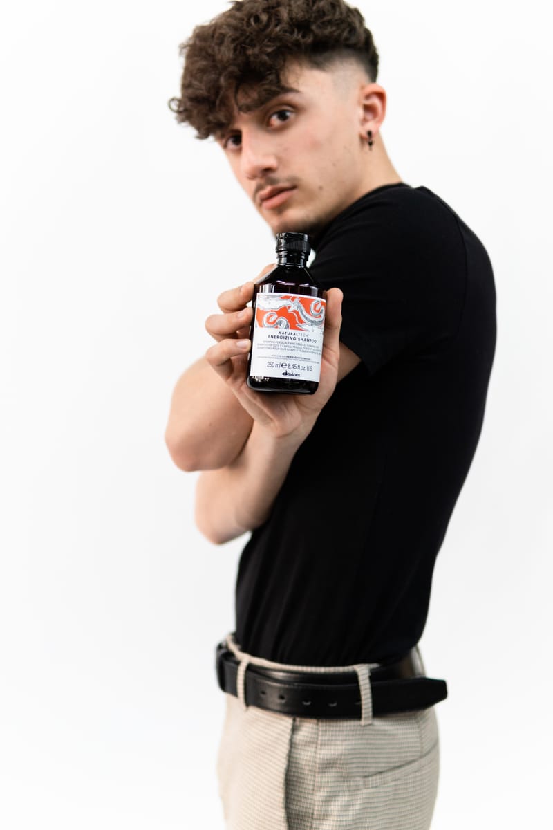 Portofoliu de produs cu imagini clare și atractive, ideale pentru promovare și branding.