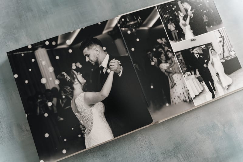 Albume și printuri realizate cu atenție la detalii, calitate și design, pentru amintiri care dăinuiesc.