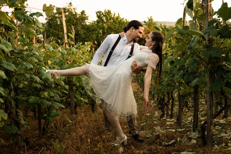 Momente sincere și emoționante care marchează începutul unei vieți împreună.