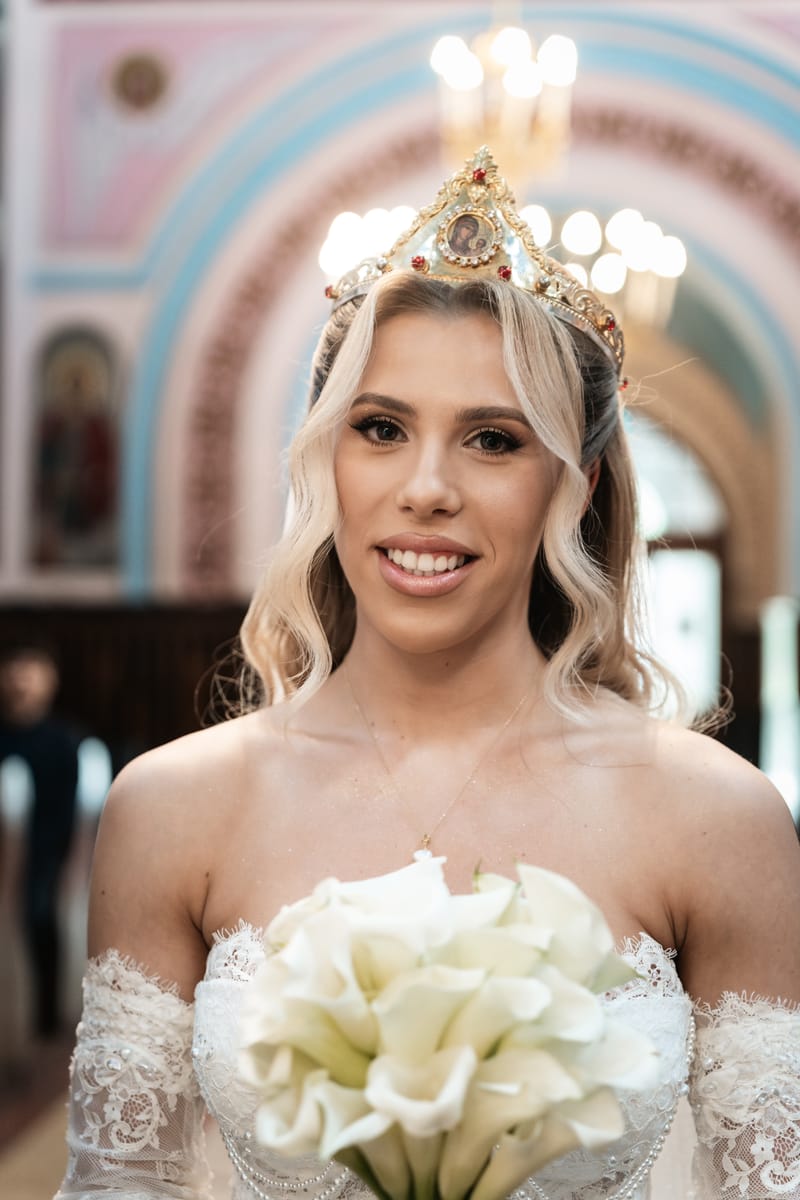 O selecție de imagini care surprind emoția, naturalețea și eleganța fiecărei nunți.
