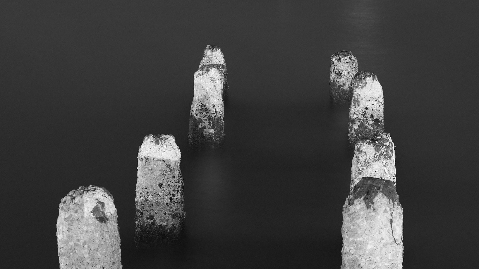 Dropping  stones