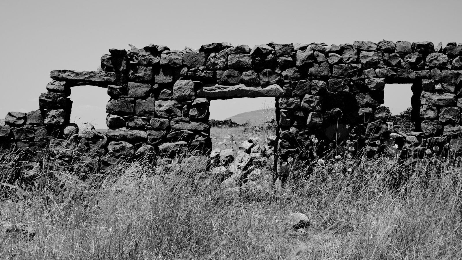 Nameless graves