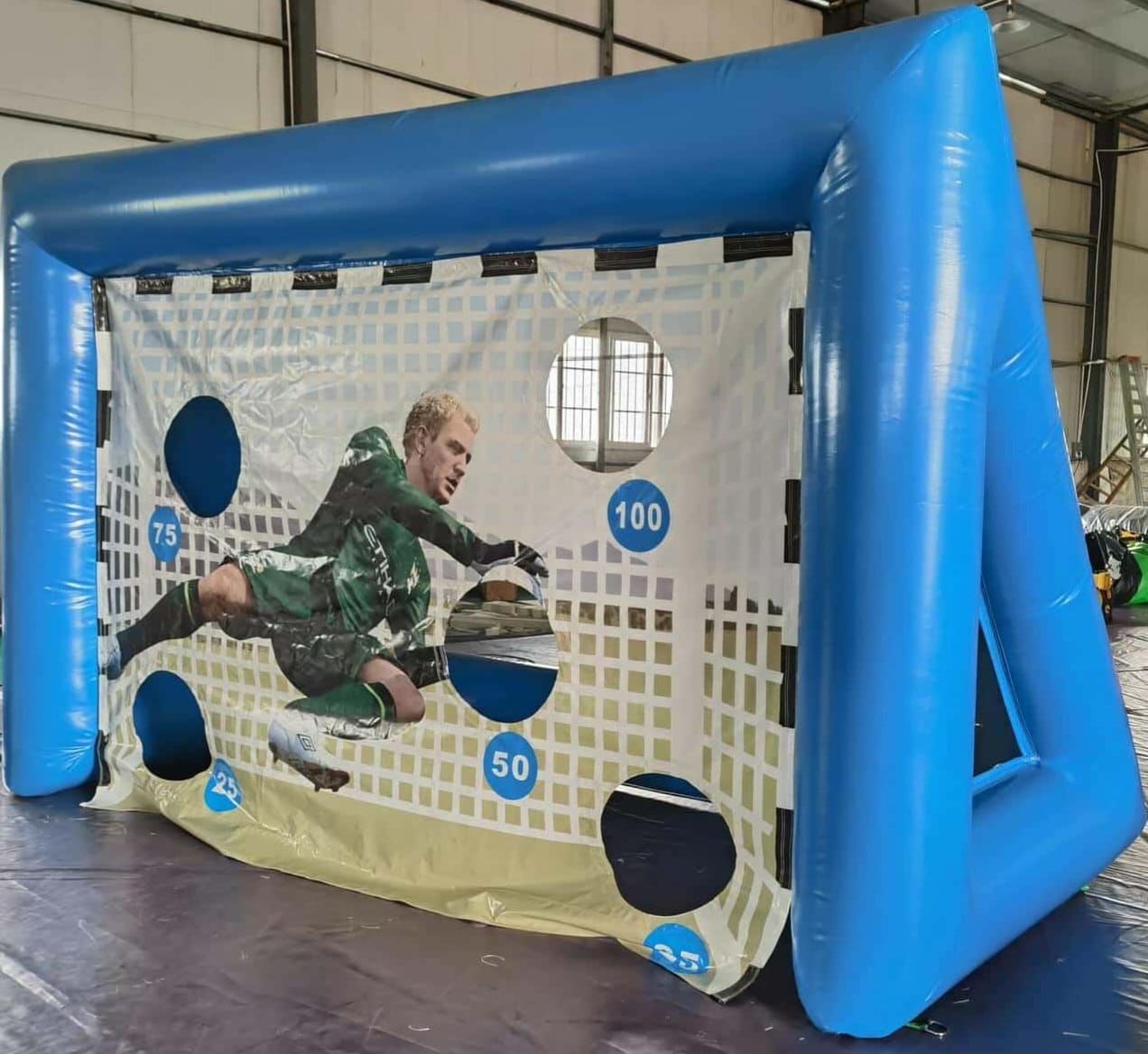 מתנפח שער כדורגל