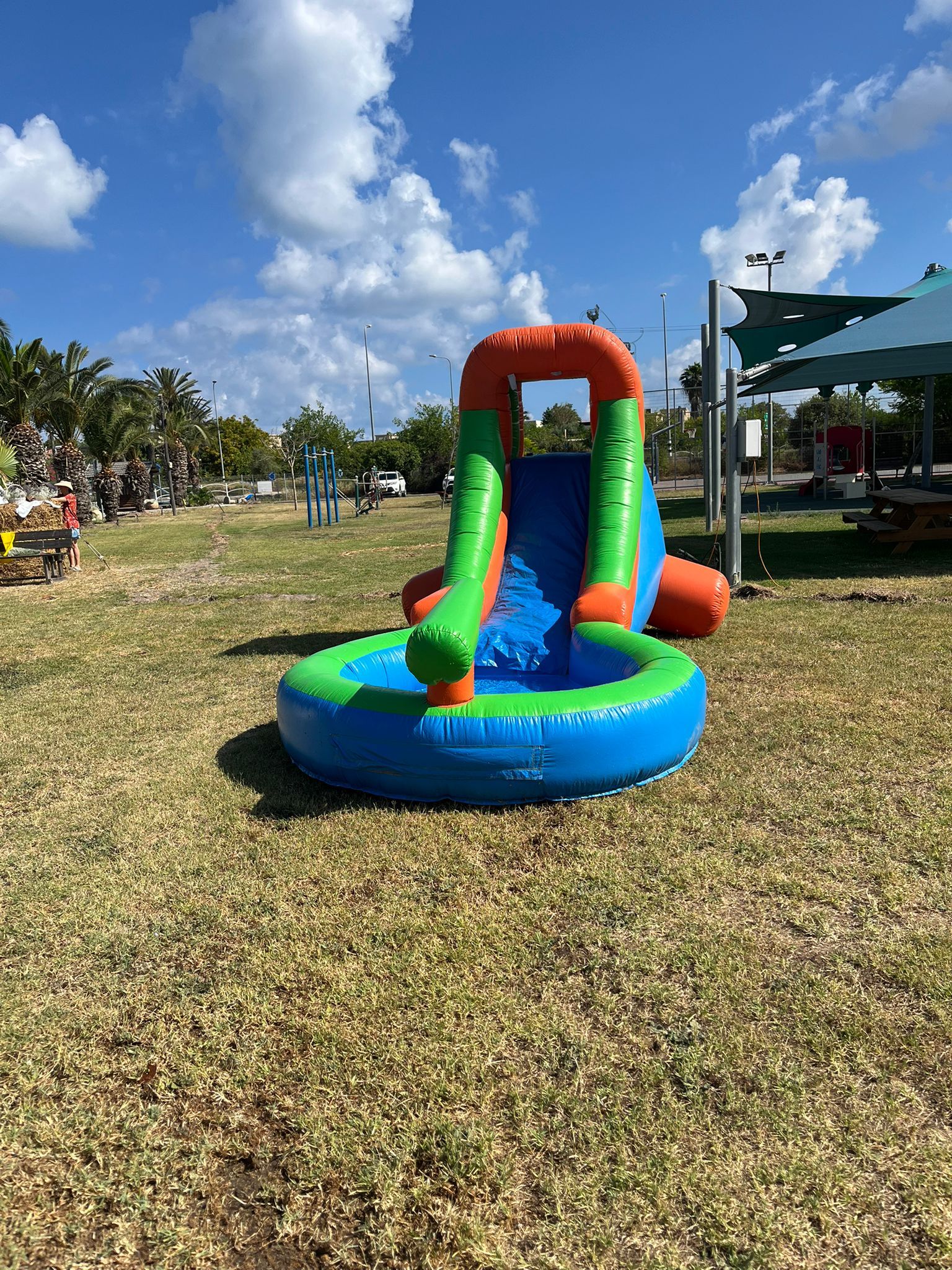 מתנפח מים גלישה קטן