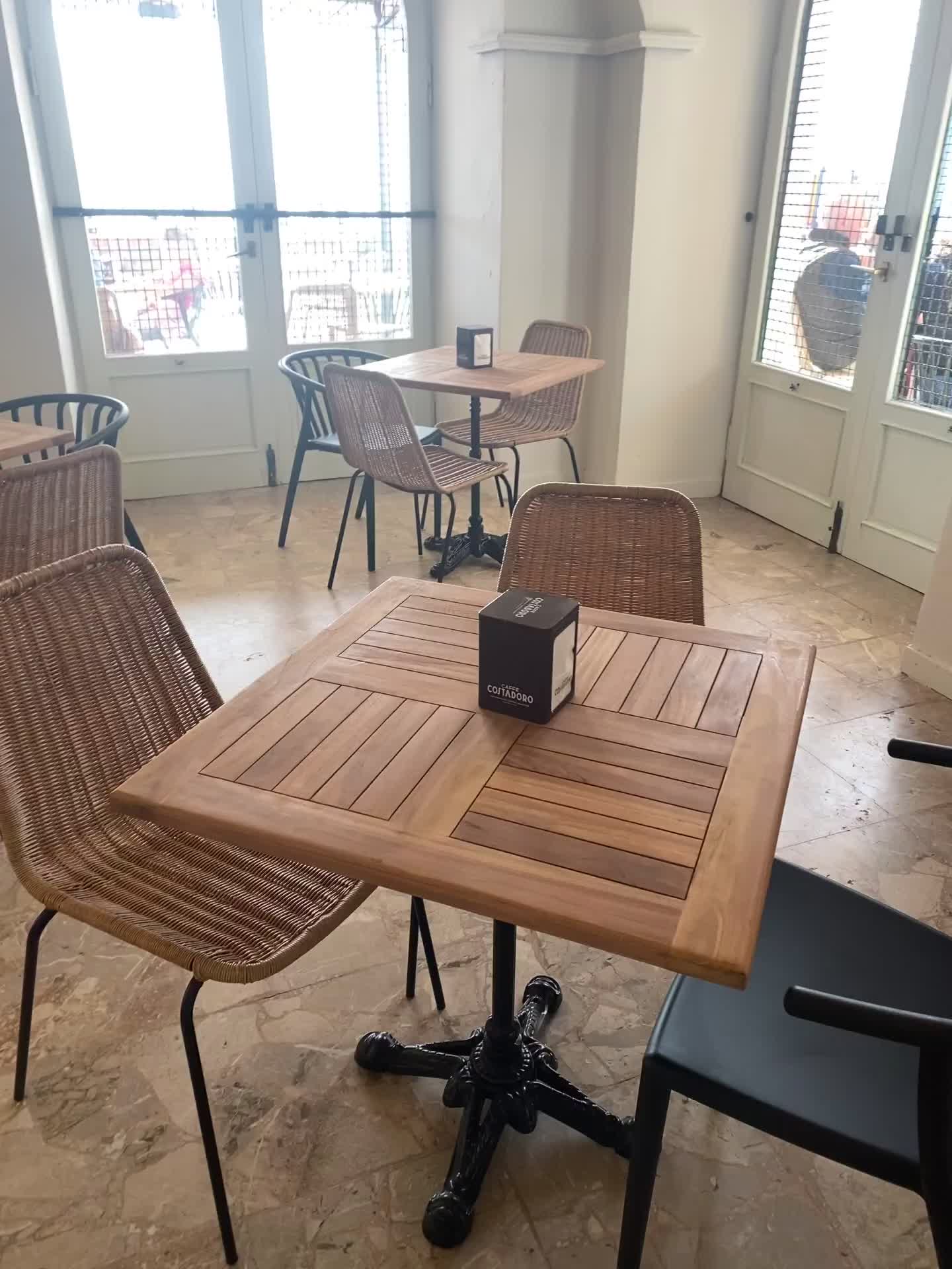 MAGGIE'S - LAIGUEGLIA