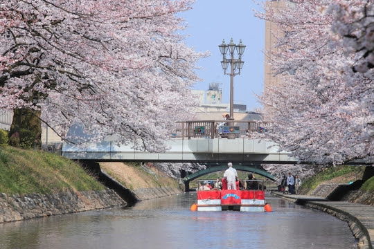 Matsukawa-elven i Toyama, Japan