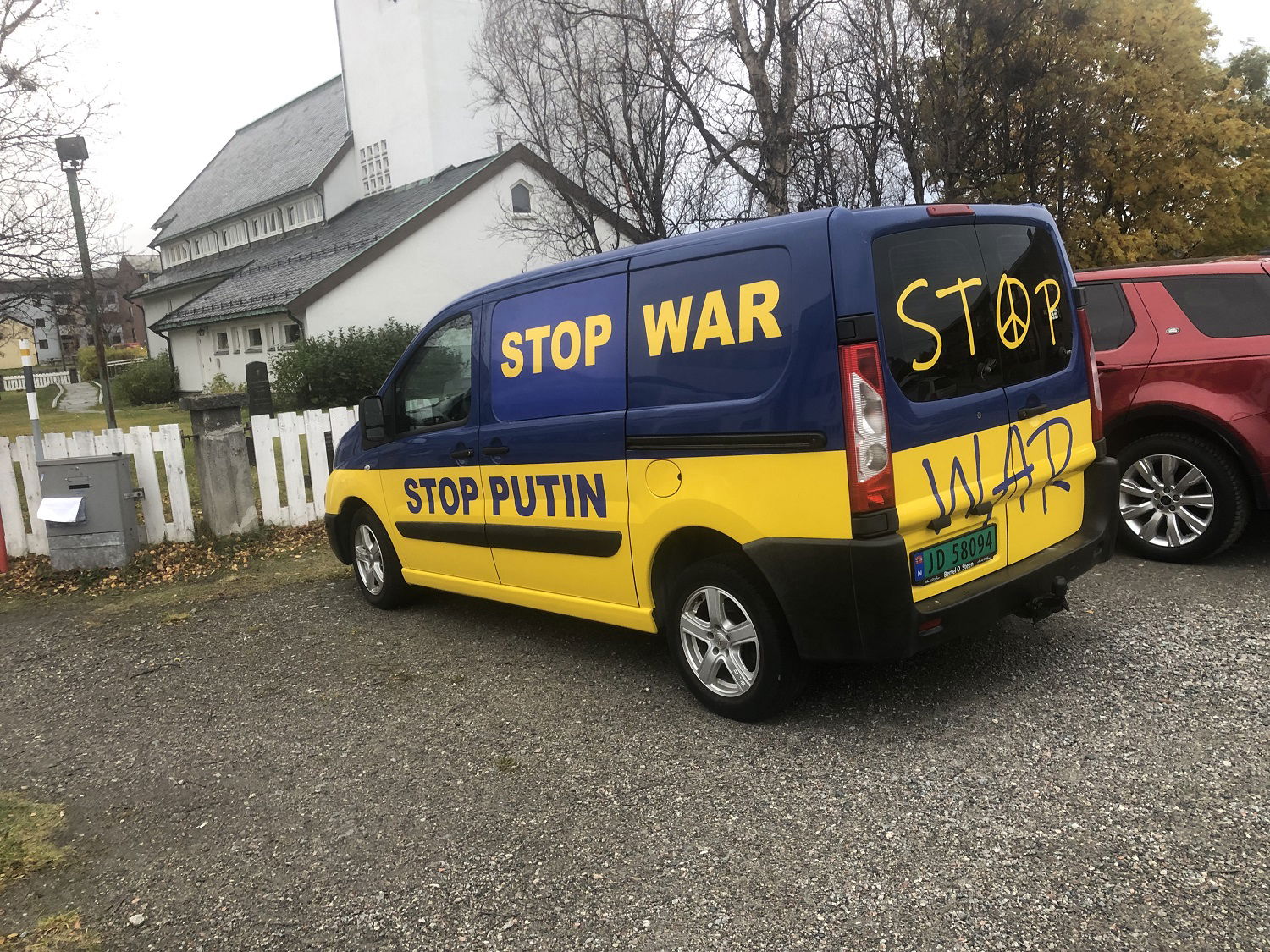 Stop krigen i Ukraina varebil