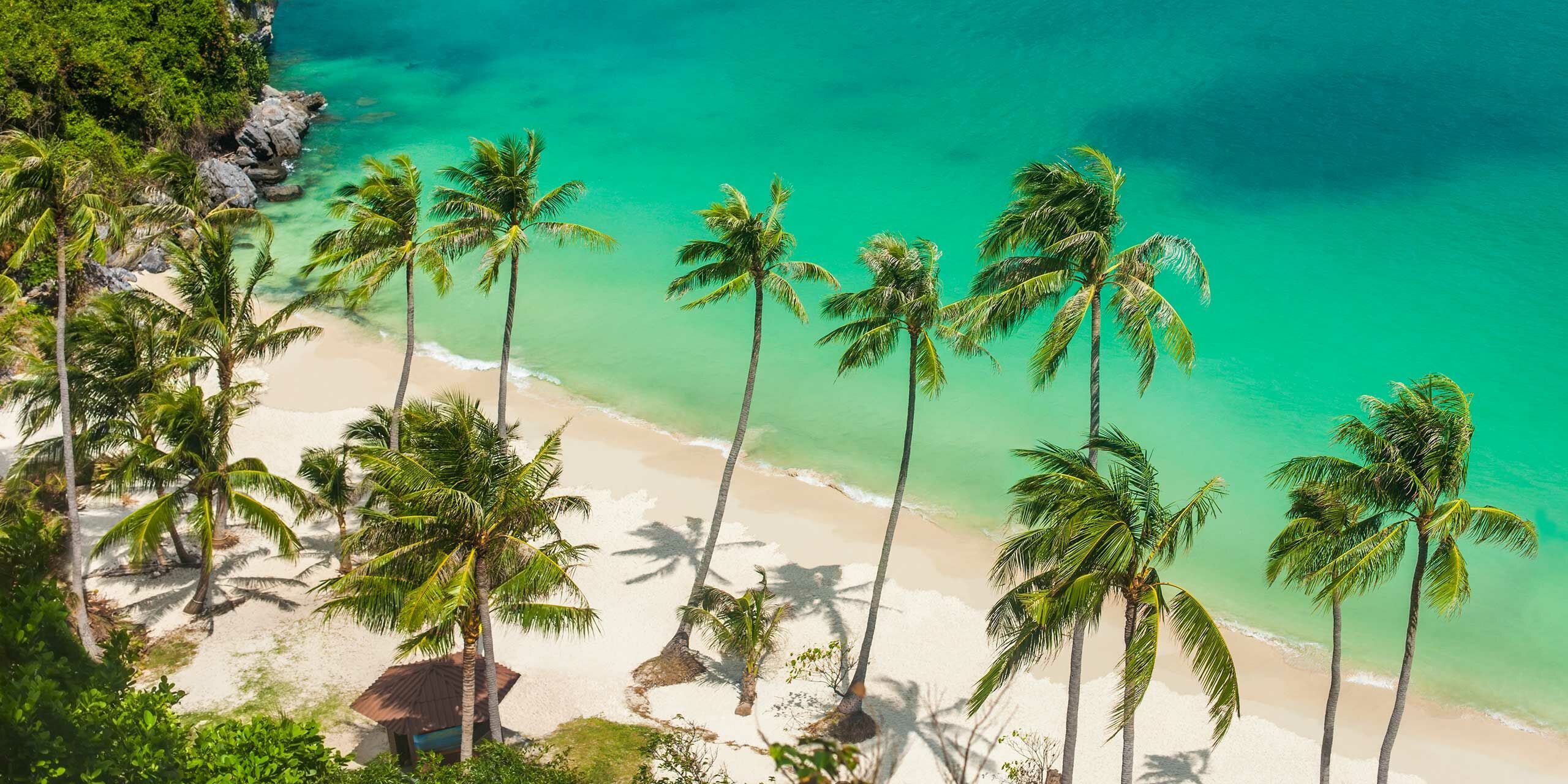 Strand på Koh Samuj i Thailand sett ovenifra