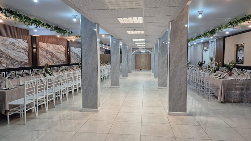 חדר אוכל ענק וממוזג