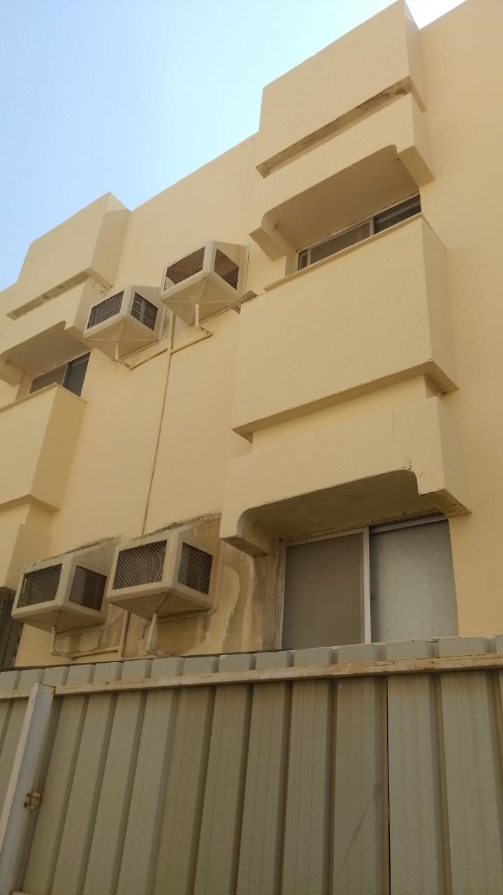 معلم دهانات الرياض