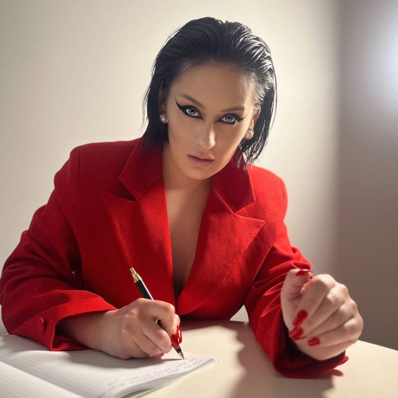 КАТЕРИНА ВАРІБРУС ПОДАЛА ДО СУДУ НА ЖУРНАЛІСТКУ ІРИНУ СЕМЕНЮТУ, "ДЕТЕКТОР МЕДІА", "КРИМІНАЛЬНА УКРАЇНА" ТА "АНТИКОР"