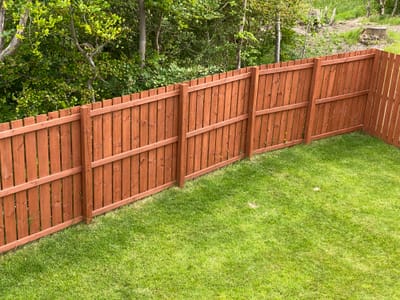 Unravelling the Mystery: How to Identify Fence Ownership 🕵️‍♂️