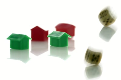 Market Update: Navigating the Estate Agency Landscape Amid Global Uncertainties 🏡📈