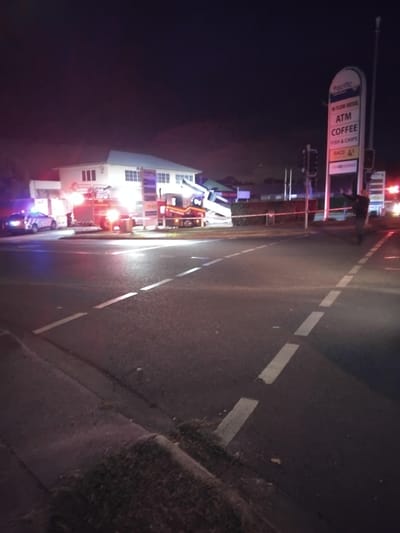Pacific Beenleigh hit by Truck. City Road Closed.