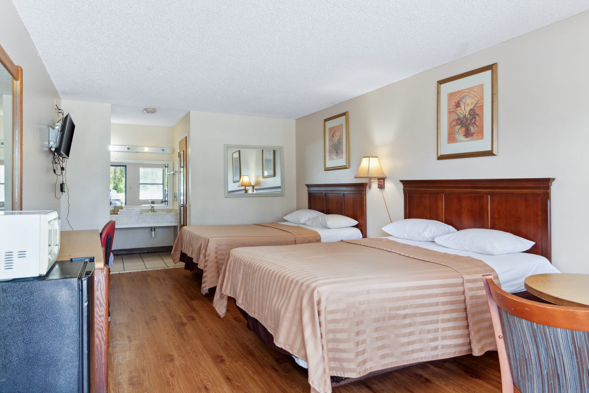 Madison Inn and Campground