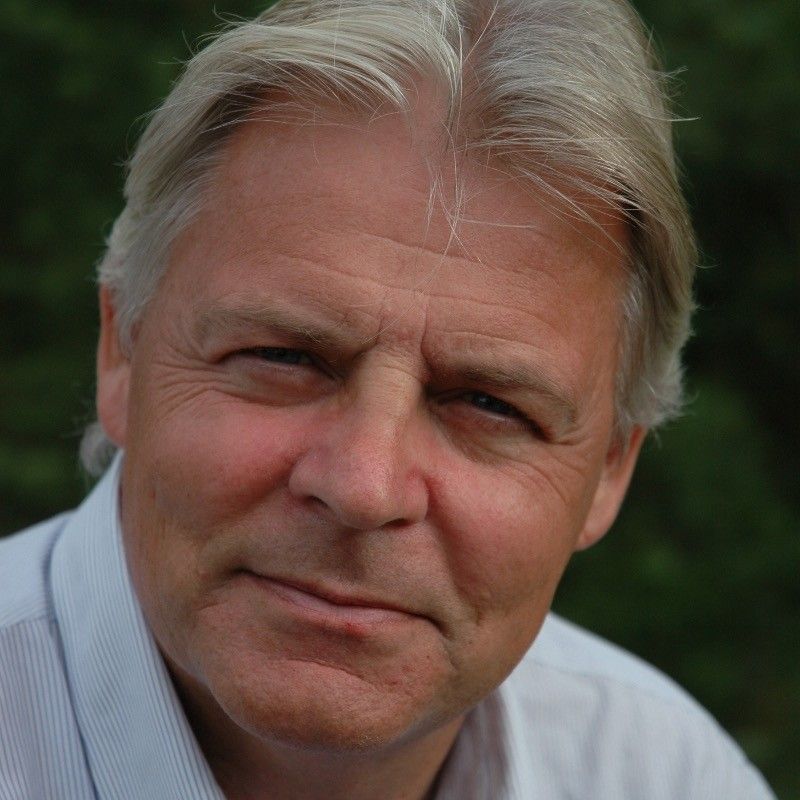 Dr. Thomas Elmqvist