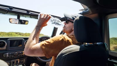 Καύσωνας: Αν ανήκετε σε αυτούς που αρνούνται να ανοίξουν τον κλιματισμό του αυτοκινήτου, διαβάστε αυτό.