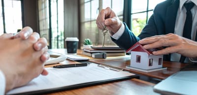 5 Key Features of the Best Canadian Brokerage Firms