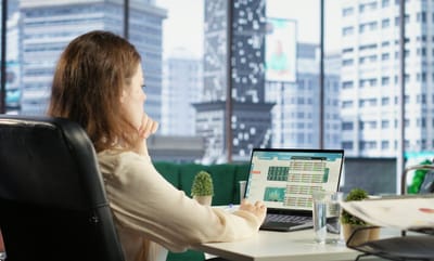 5 Benefits of Working with an Oakville Real Estate Brokerage