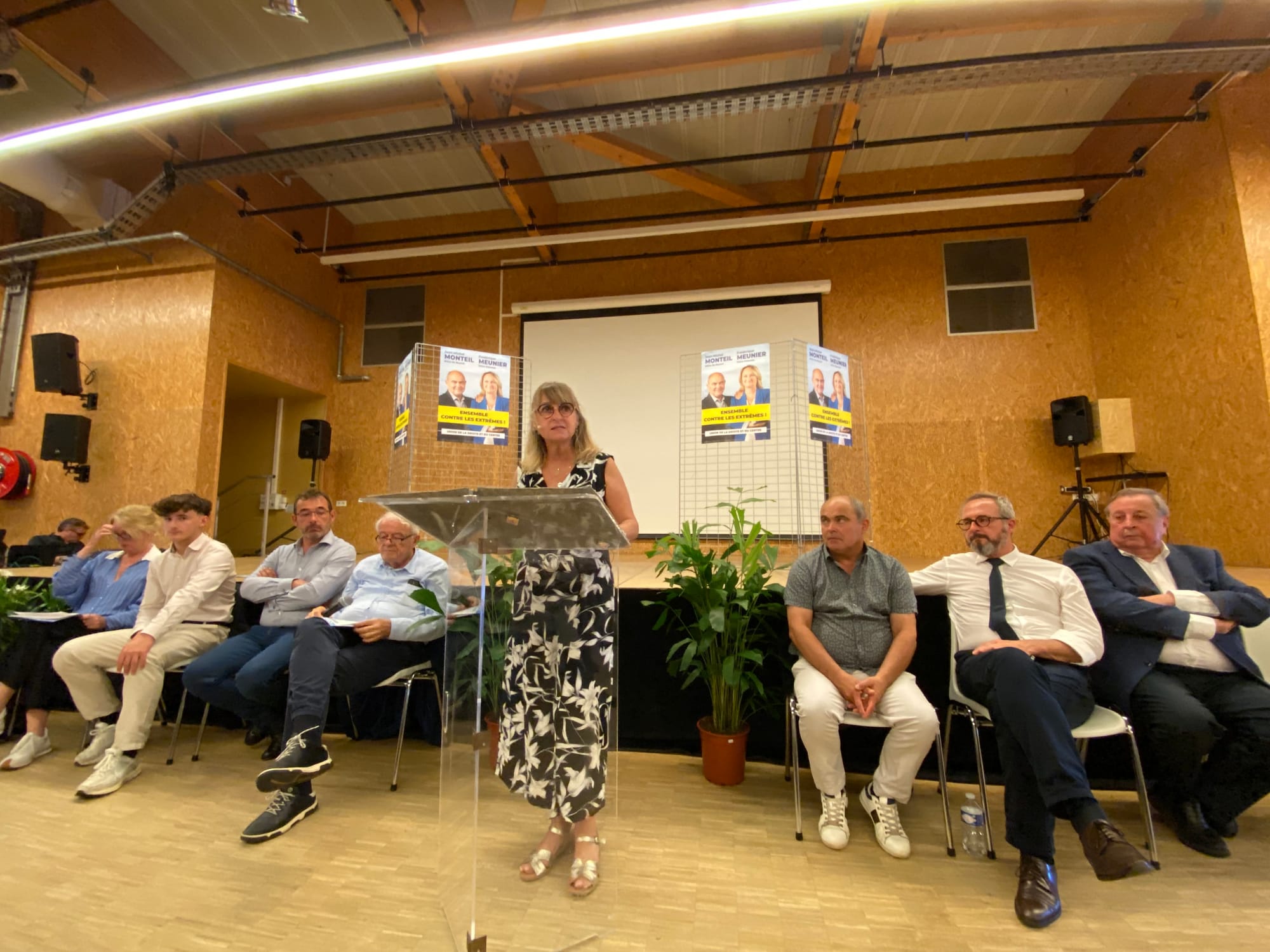 Législatives 2024, meeting du 1er tour de Frédérique Meunier