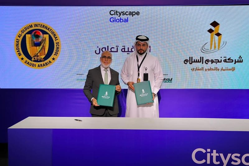 At Cityscape Global on November 13, 2024, a cooperation agreement was signed to develop education between the schools. SY 2024-2-25