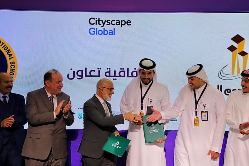 At Cityscape Global on November 13, 2024, a cooperation agreement was signed to develop education between the schools. SY 2024-2-25