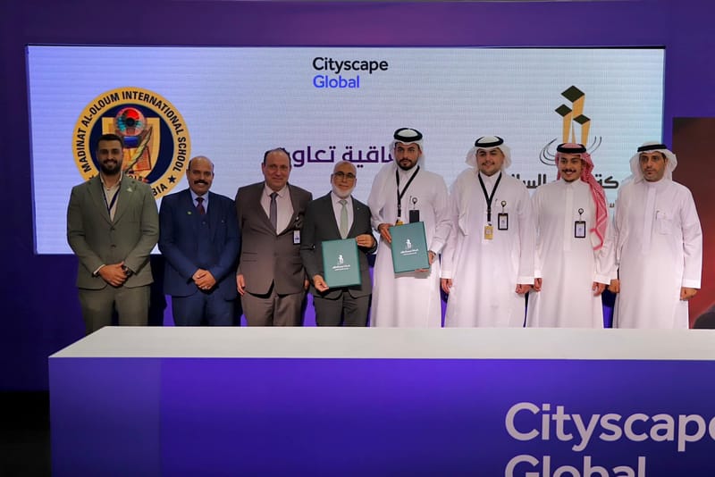At Cityscape Global on November 13, 2024, a cooperation agreement was signed to develop education between the schools. SY 2024-2-25