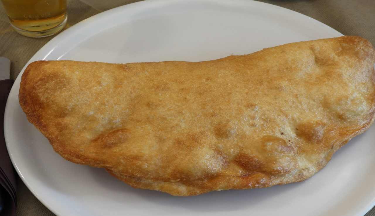 pizza fritta napoletana