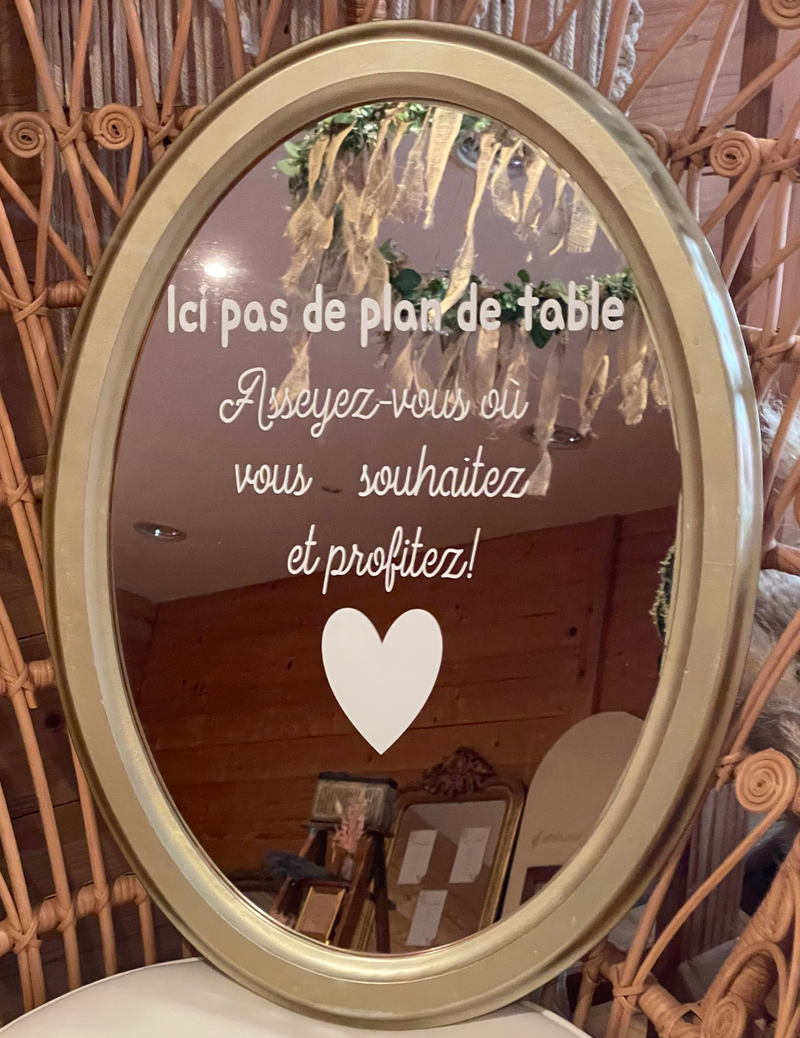 Miroir pas de plan de table