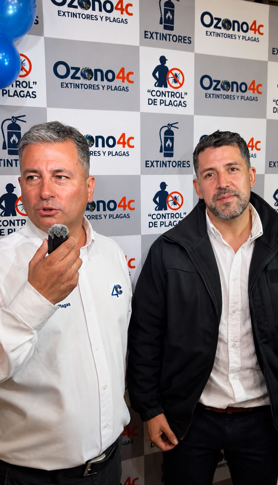 ANIVERSARIO N°6 JUNTO AL ALCALDE