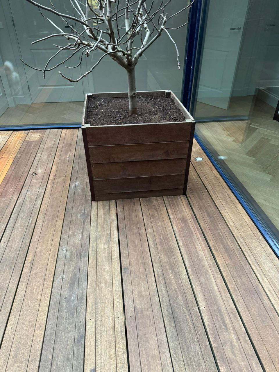 Houten terrassen en kunstmatige terrassen