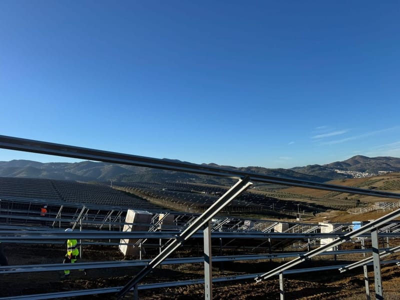 (20MW mesa-fija Sun Support)  Montaje mecánico de estructura y módulos