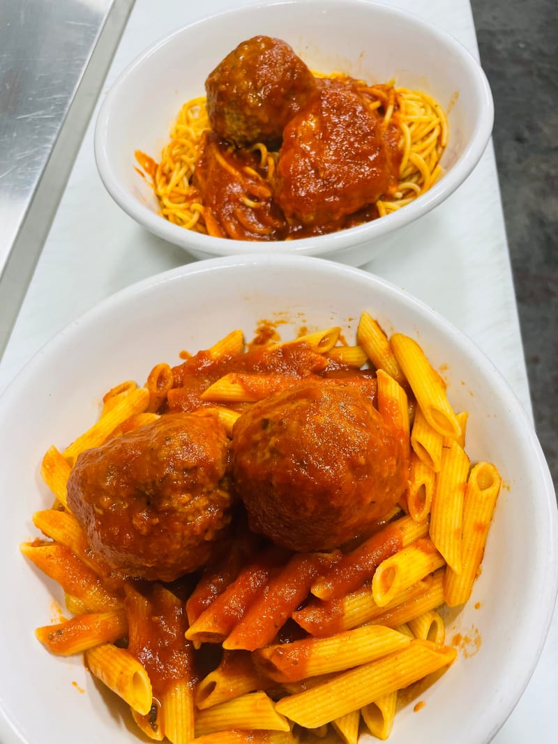 Pasta with Red Sauce & 2 Meatballs