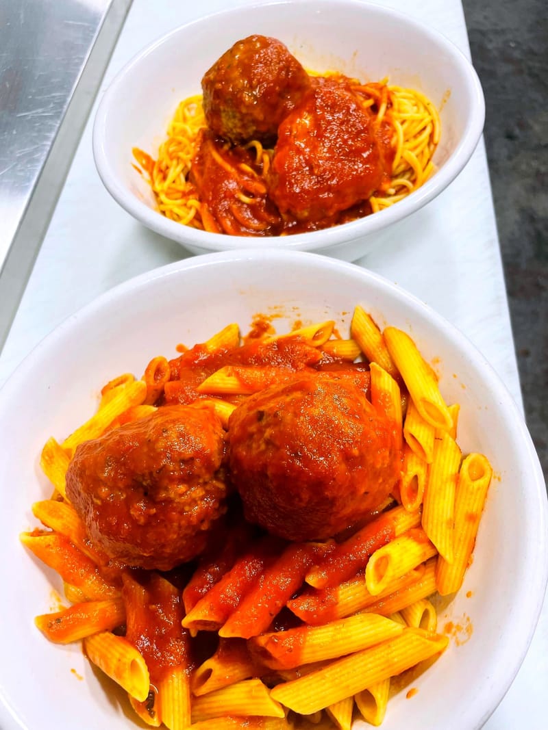 Pasta with Red Sauce & 2 Meatballs