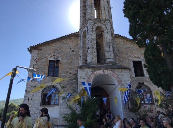 Ι. Ν. Αγίας Παρασκευής Αμπελακίων