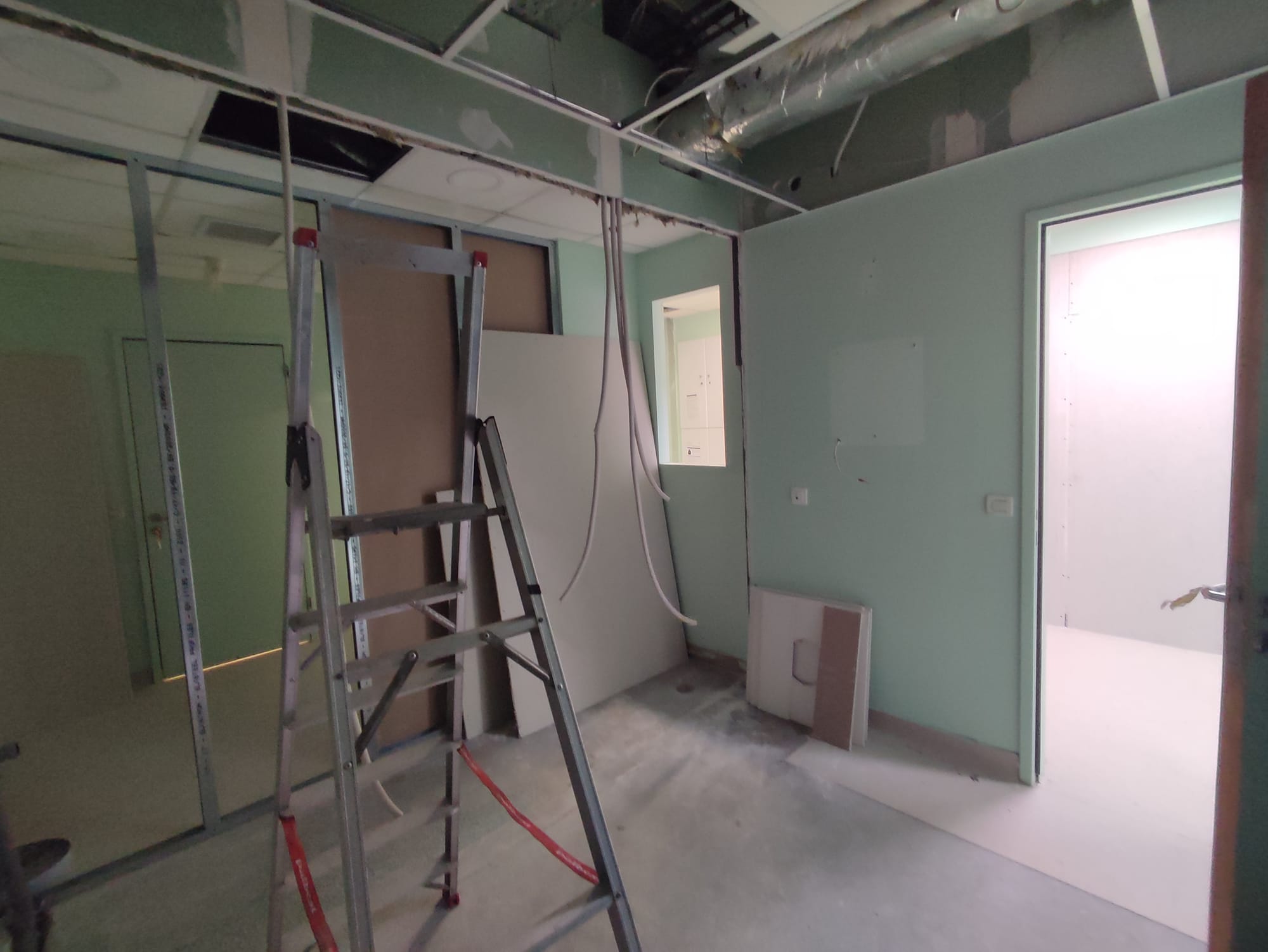 ΚΑΤΑΣΚΕΥΗ ΝΕΑΣ (5ης) ΧΕΙΡΟΥΡΓΙΚΗΣ ΑΙΘΟΥΣΑΣ ΚΑΙ ΝΕΑΣ ΑΙΘΟΥΣΑΣ ΑΝΑΝΗΨΗΣ