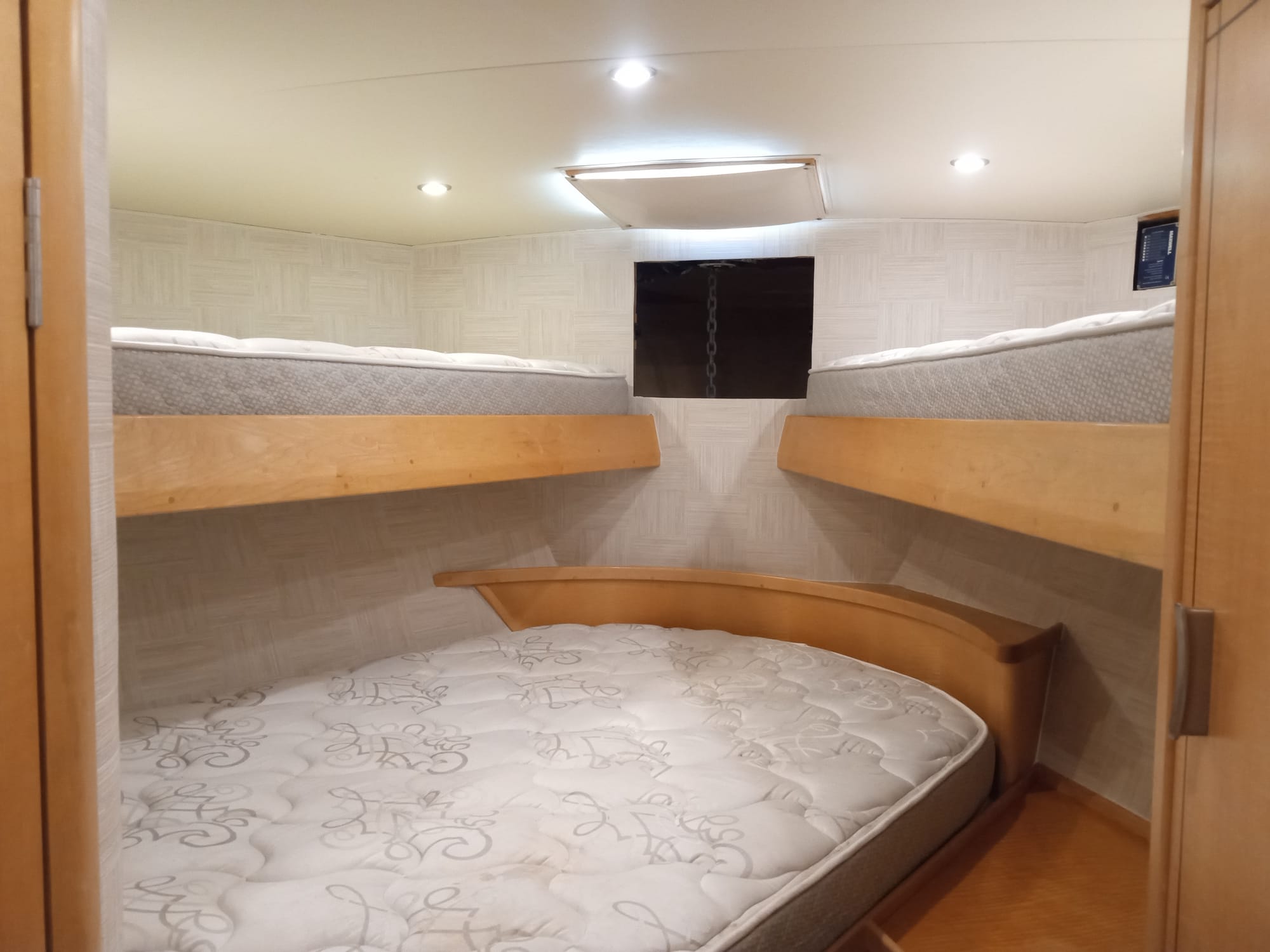 Yachts wallpaper installations & repair