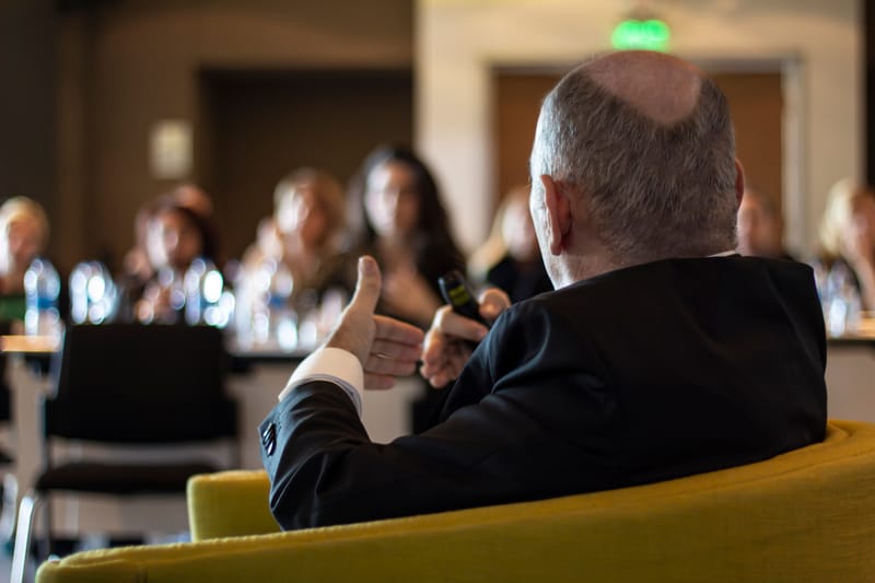 APÉRO CONFÉRENCE