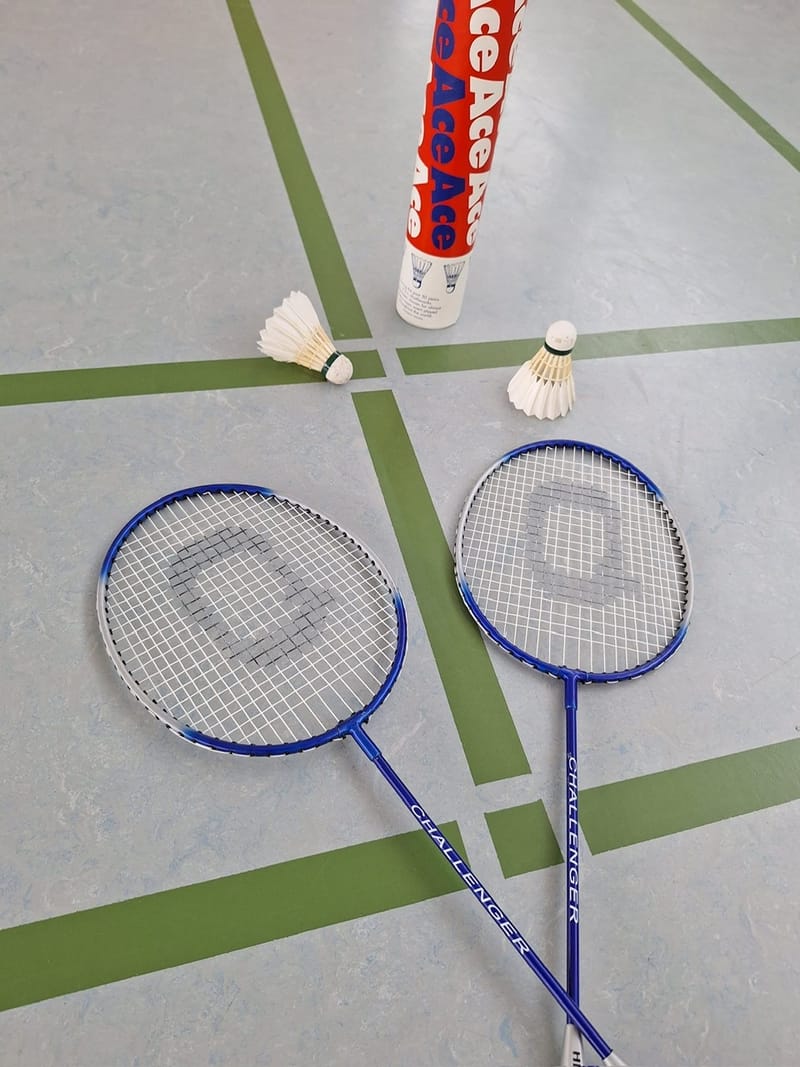 Badminton