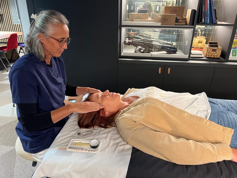 Quand Leclerc mise sur le bien être : 150 salariés chouchoutés grâce à la réflexologie