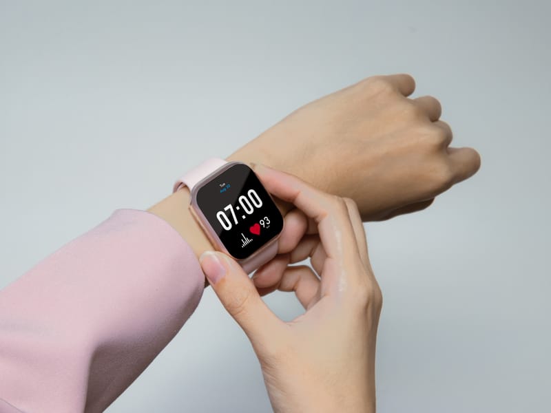 Mère et fille Hyperconnectées