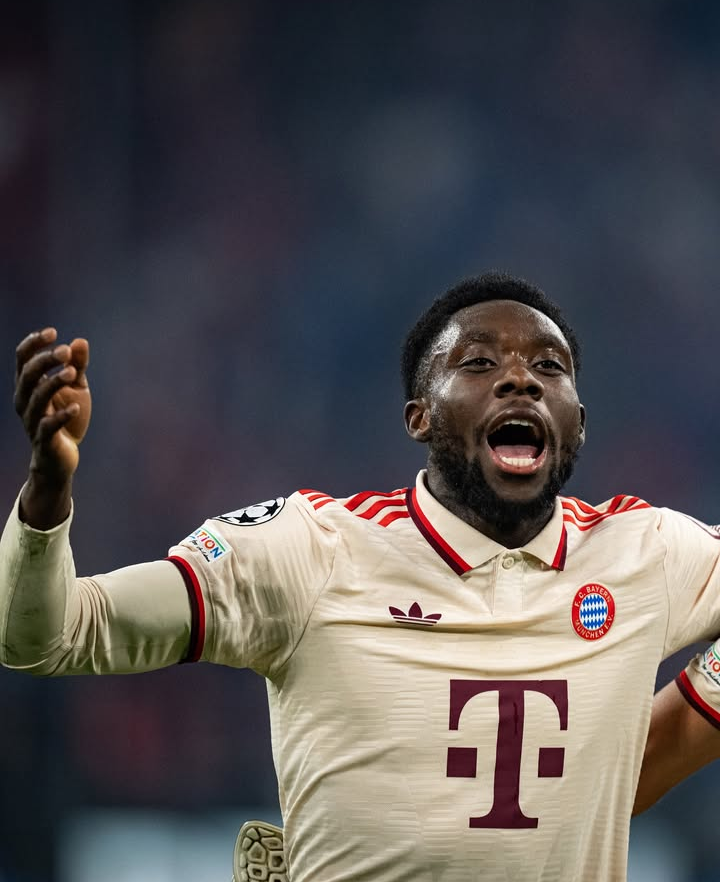 Bayern made their offer even better to complete a new contract for Alphonso Davies.