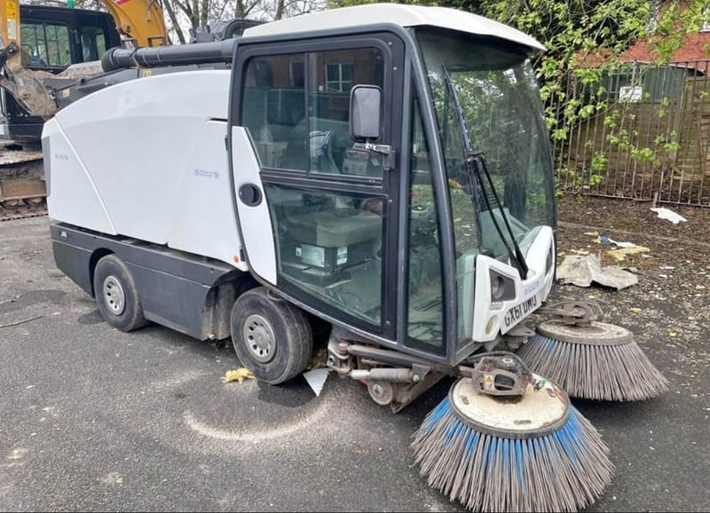 Roadsweeper service in Guildford