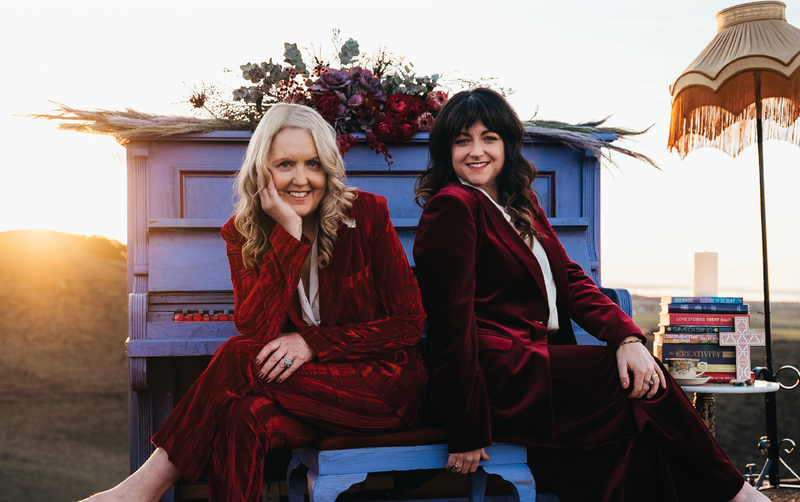 The Red Violets - THE RED VIOLETSSongwriters-Storytellers