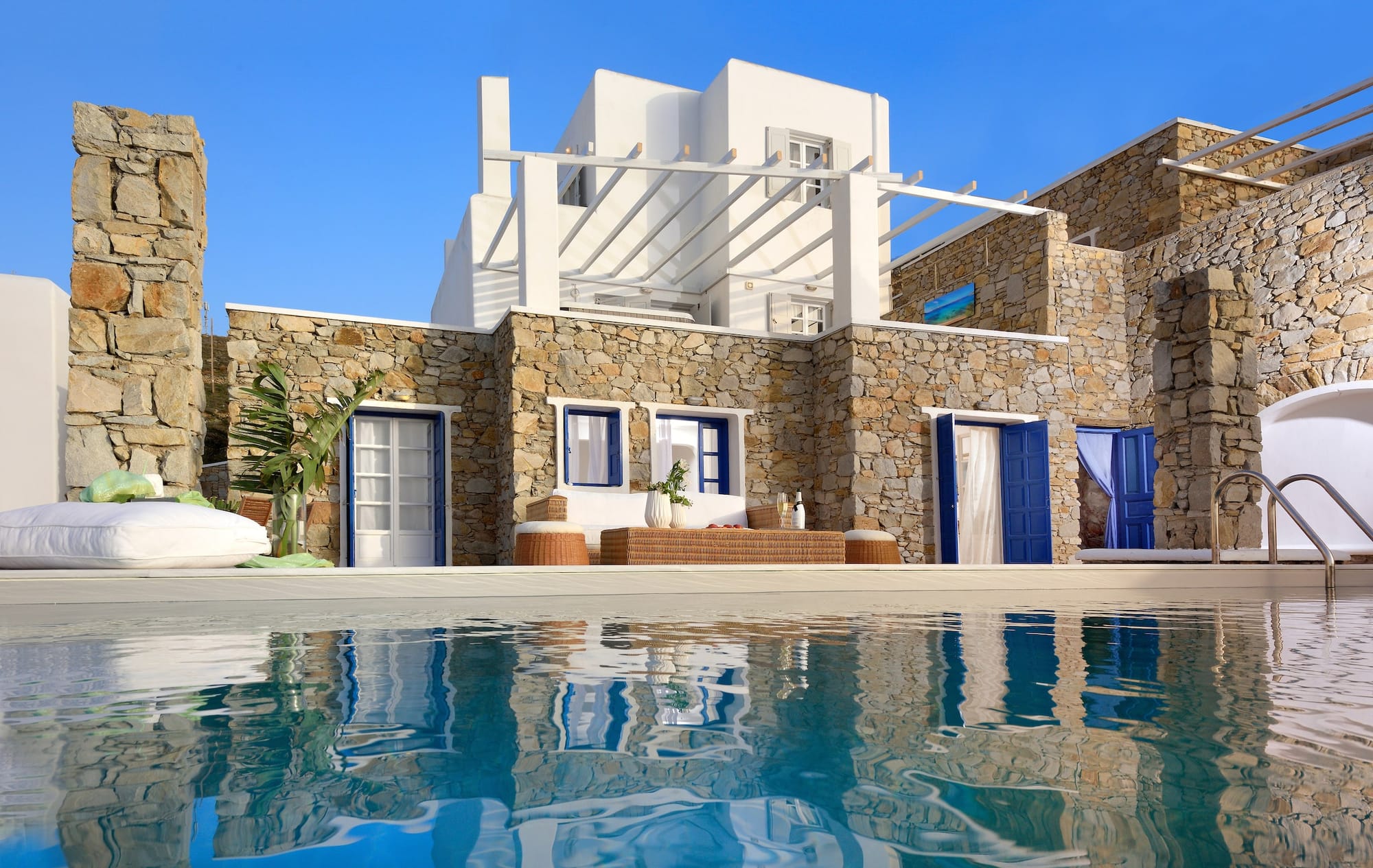 Villa Ostria-Stone and Whitewashed Exterior