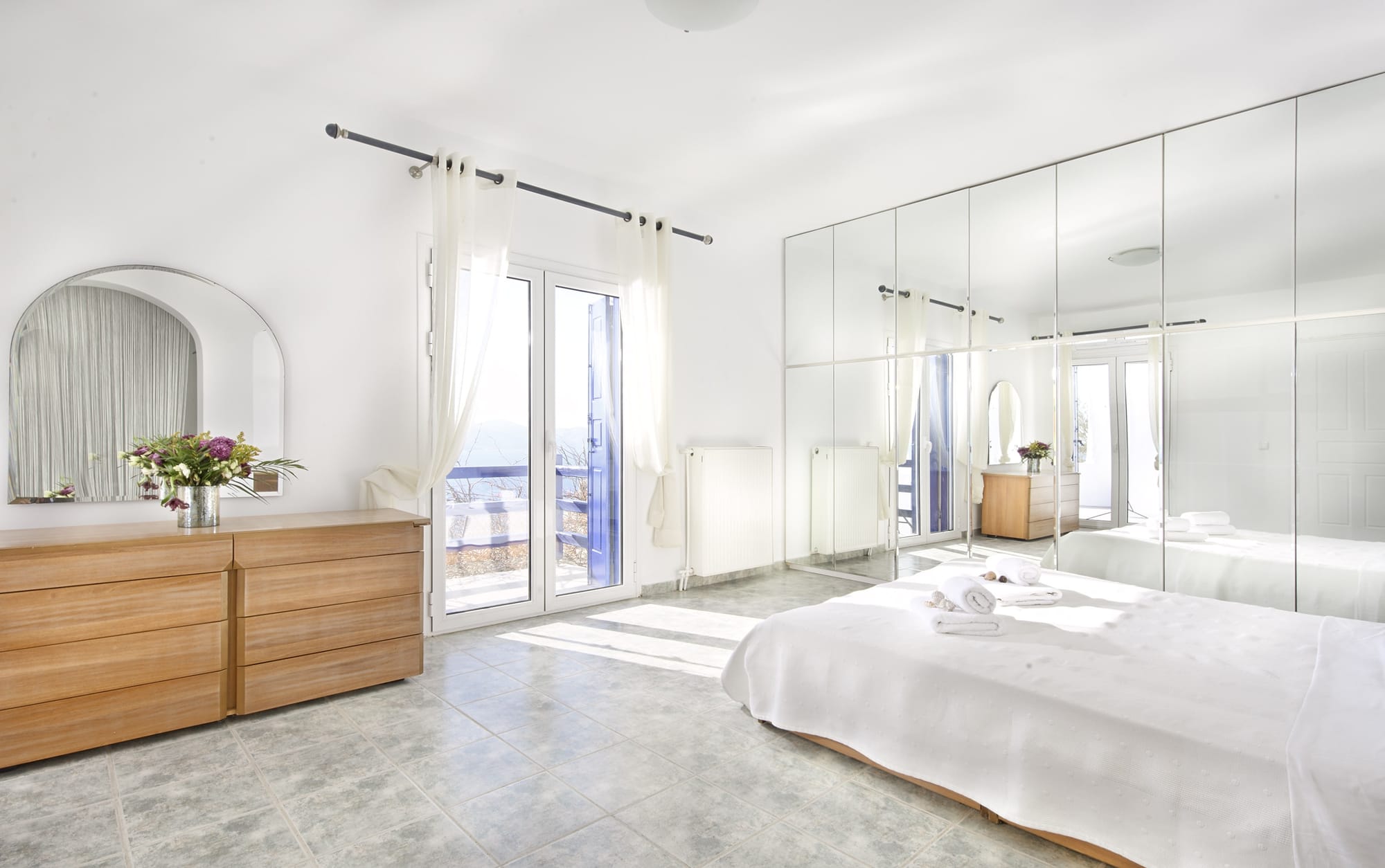 Villa Fos – Master Bedroom