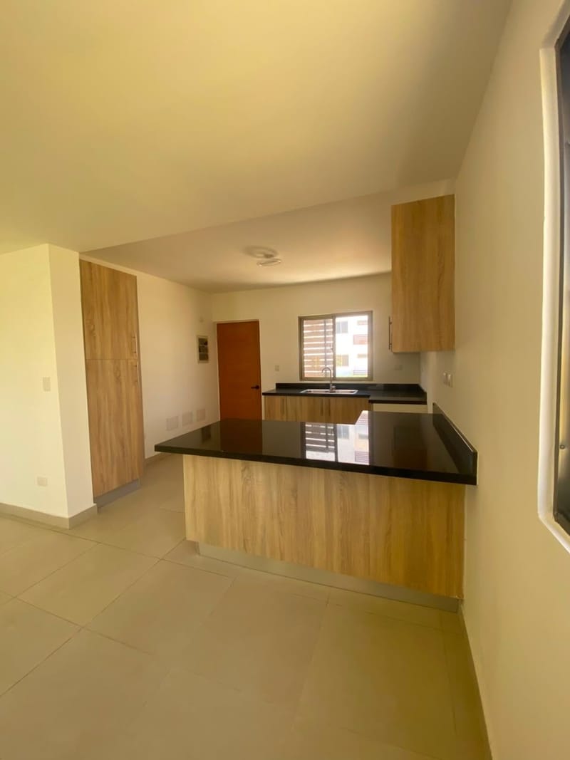 Villa Unifamiliar en Alquiler – USD 2,500/mes