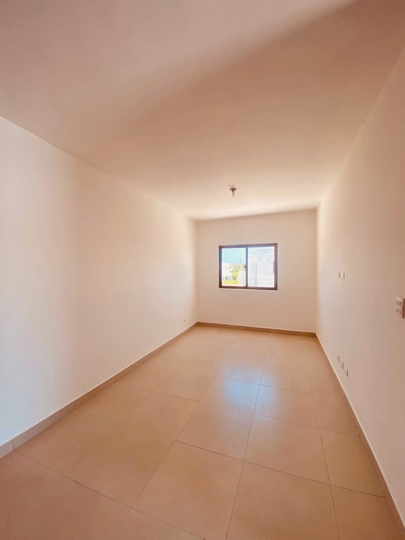 Villa Unifamiliar en Alquiler – USD 2,500/mes