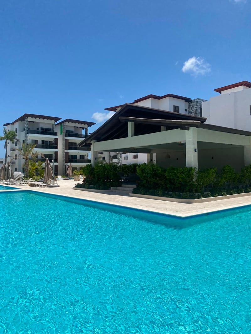 Villa Unifamiliar en Alquiler – USD 2,500/mes